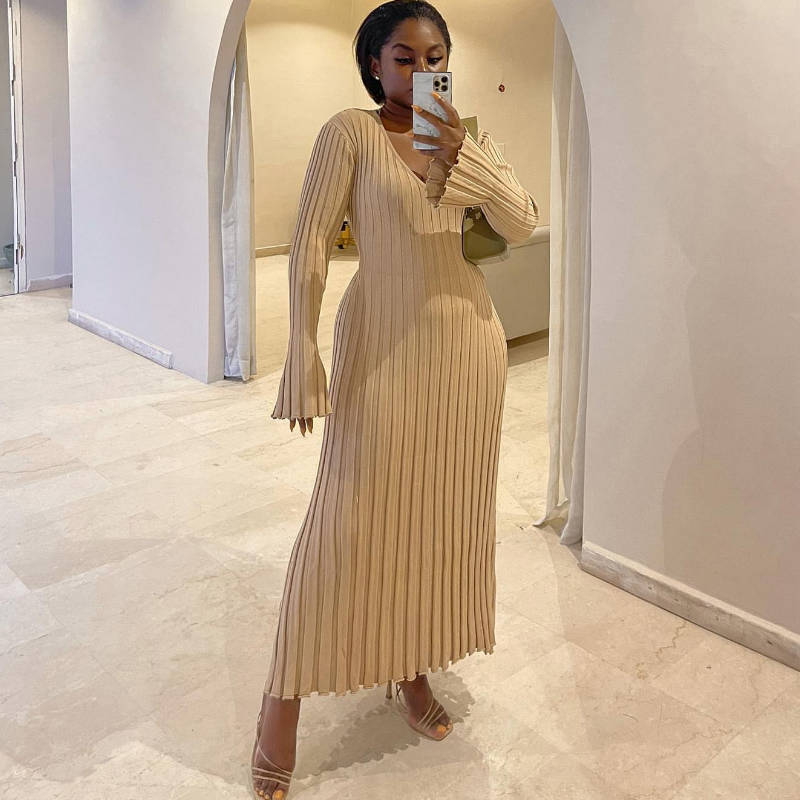 Bedelia Long Sleeve Ribbed Midi Dress