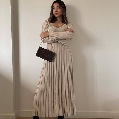 Bedelia Long Sleeve Ribbed Midi Dress