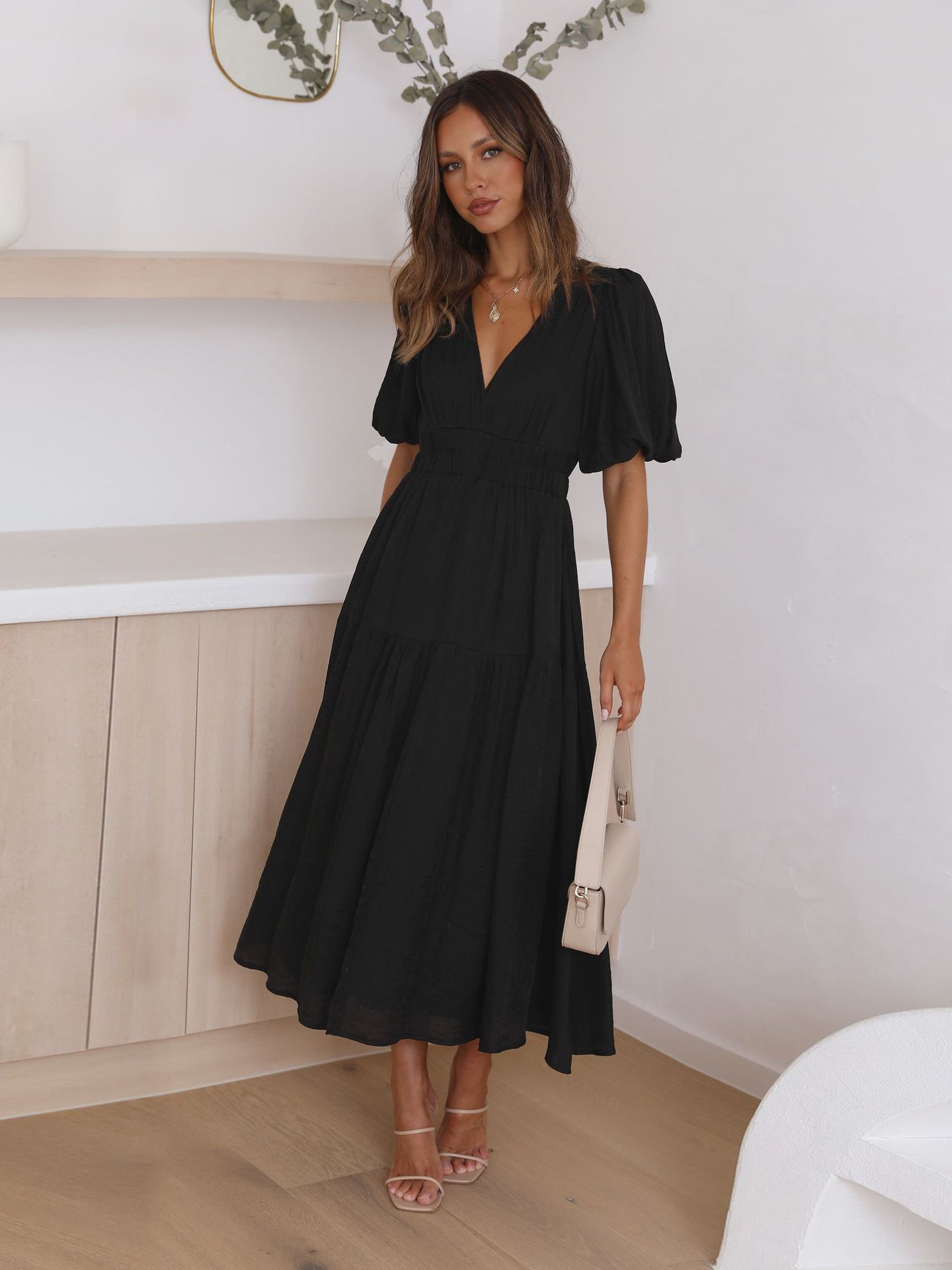 V-neck Puffy Sleeve Pleated Stretch Maxi Dress