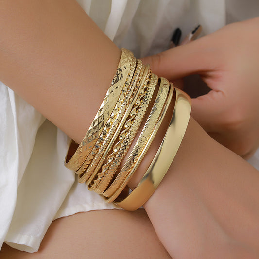 Embossed Twist Bracelet Set