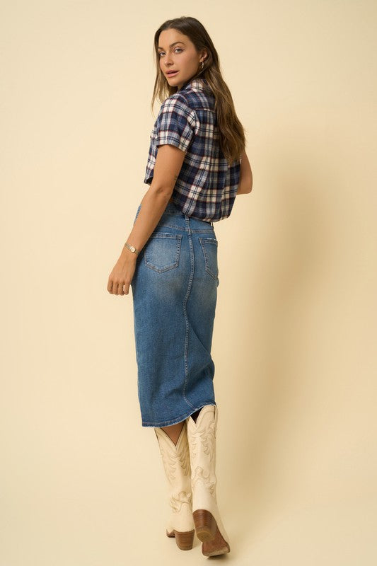 Western style denim skirt with slit