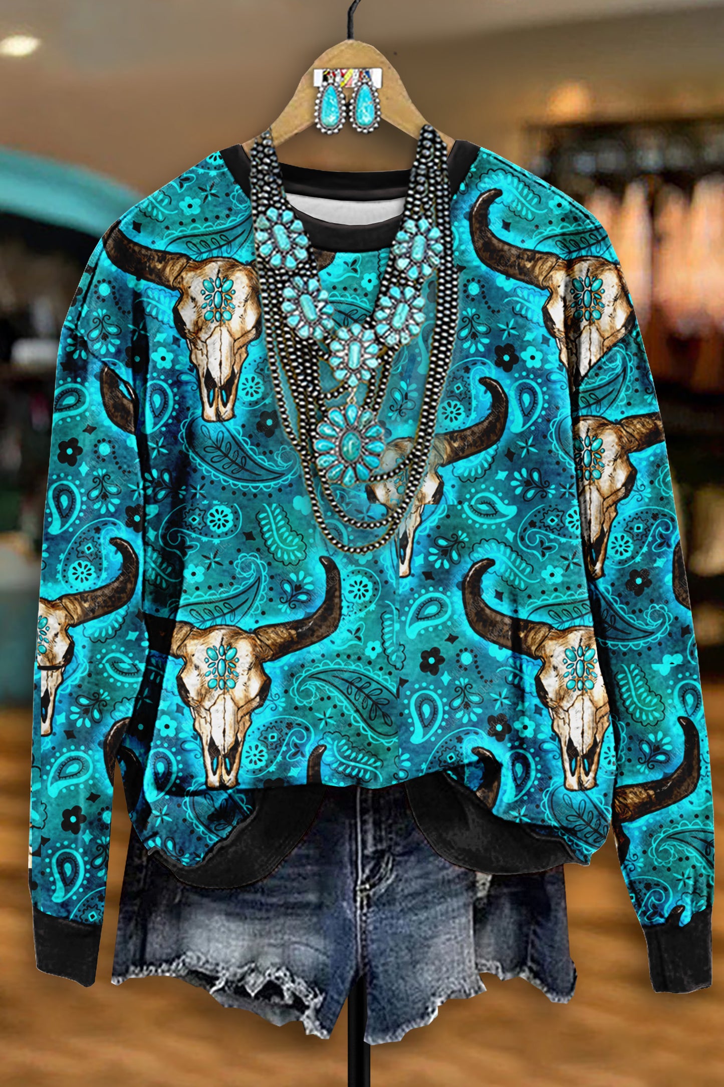 Vintage Western Turquoise Bull Head Print Sweatshirt