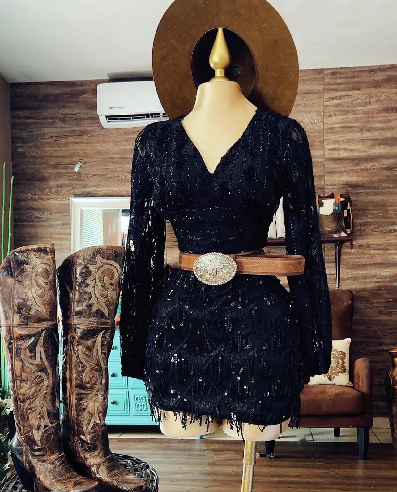 Women's Black Beautiful Sequined mini dress