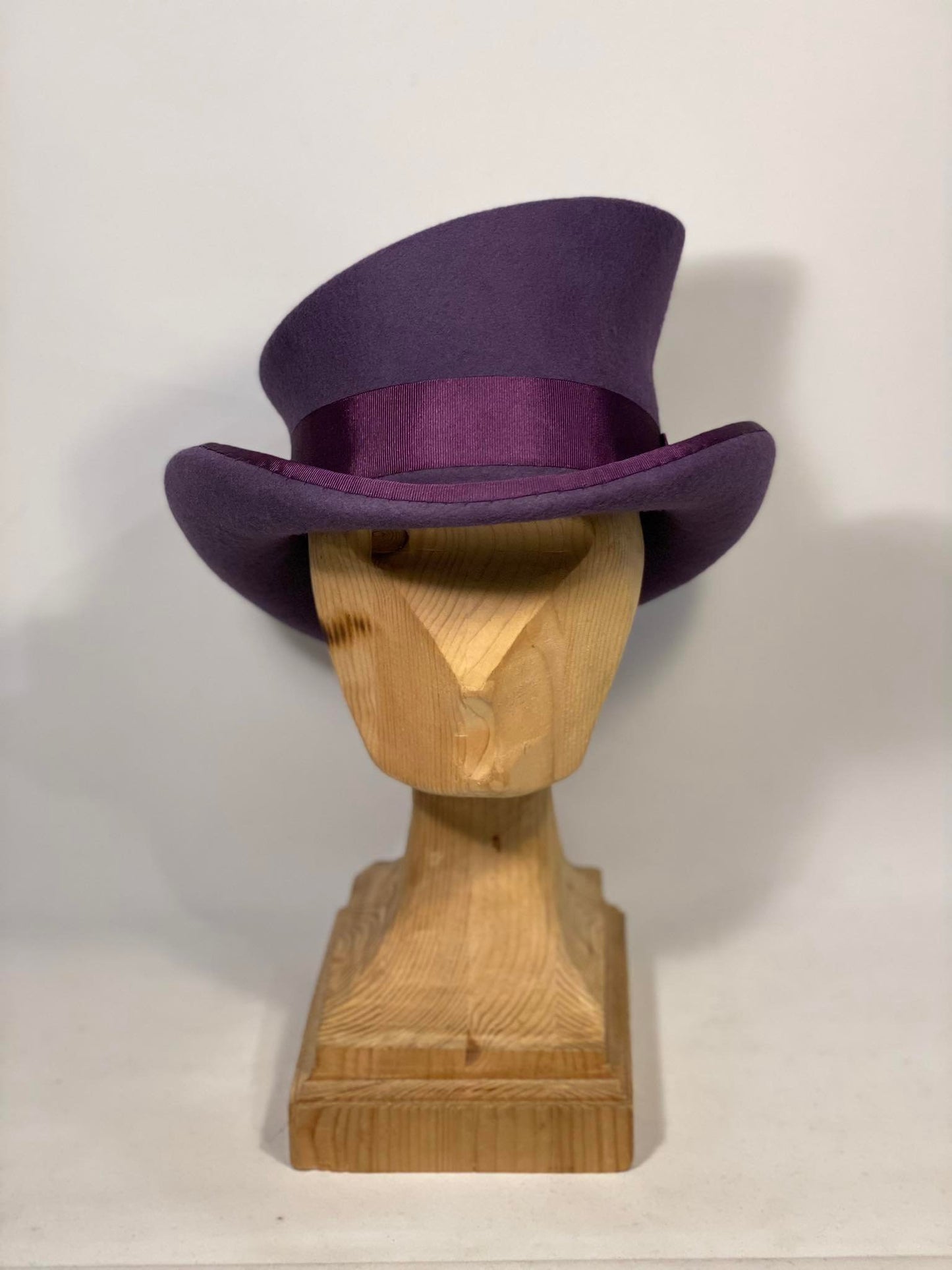 Asymmetric top hat