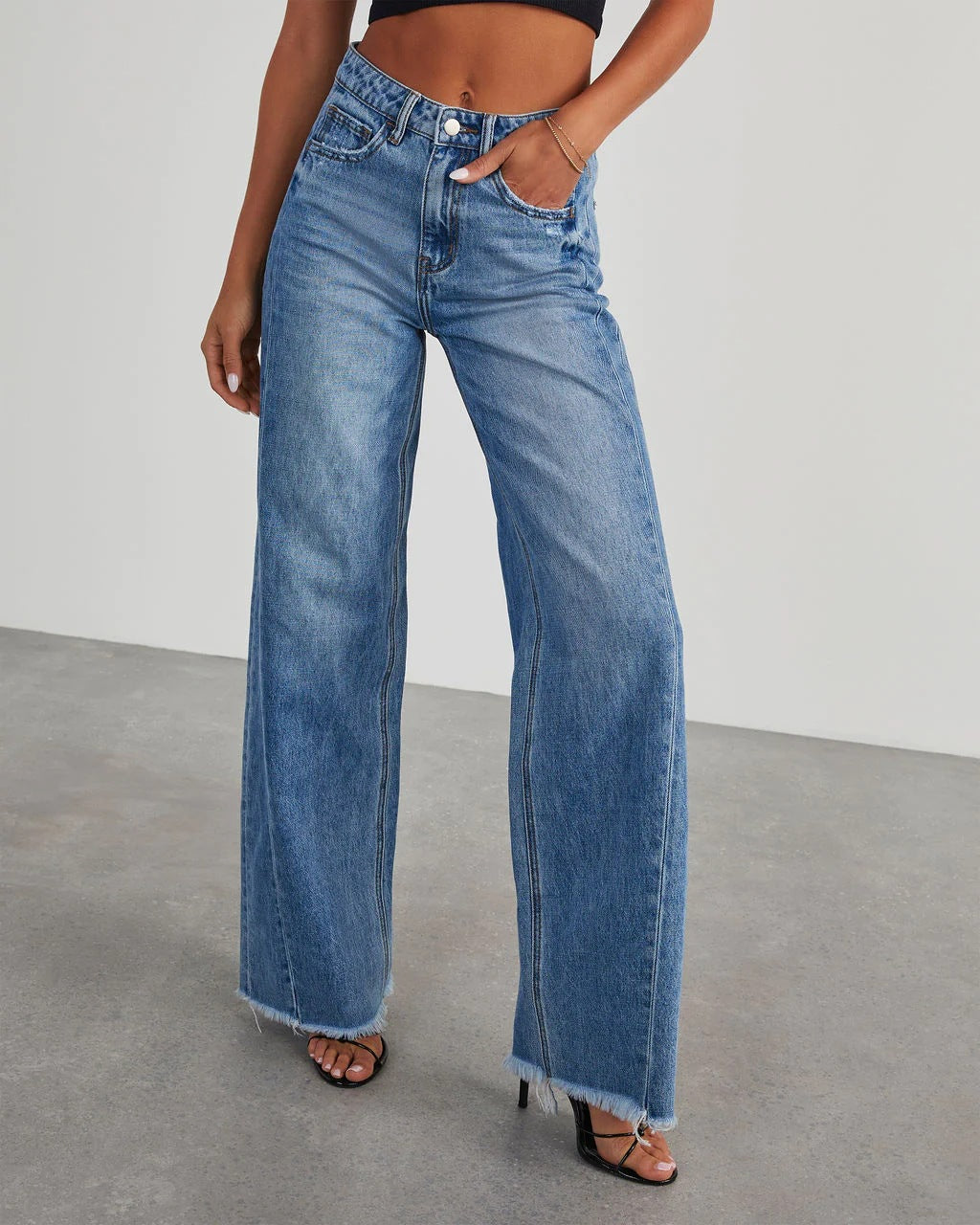 Relaxed Wide-Leg Side-Seam Paneled Frayed Hem Jeans