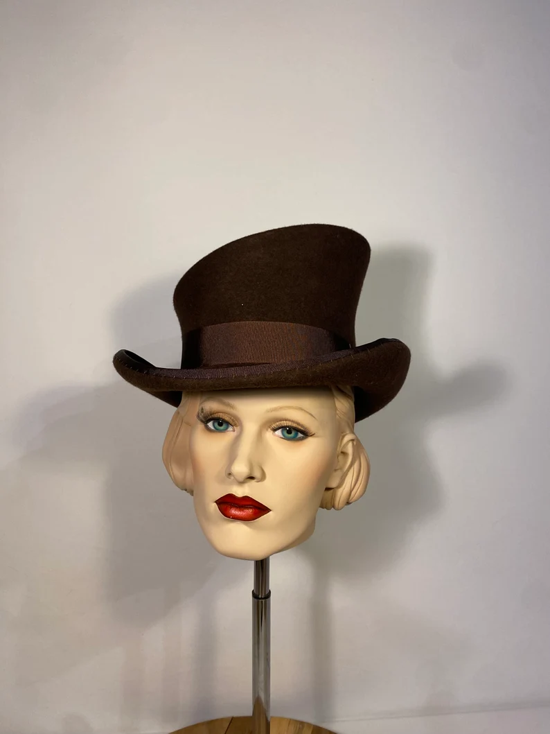 Asymmetric top hat