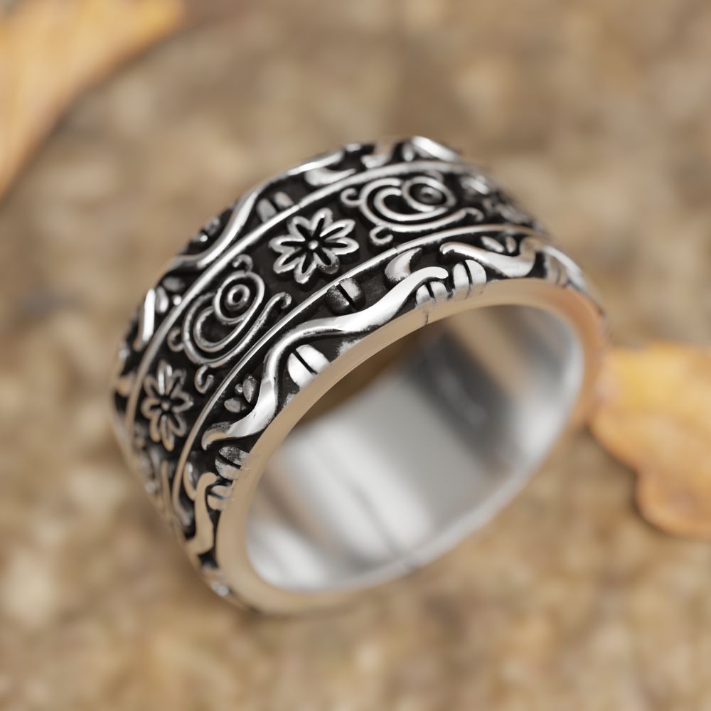 Bohemian Script Ring