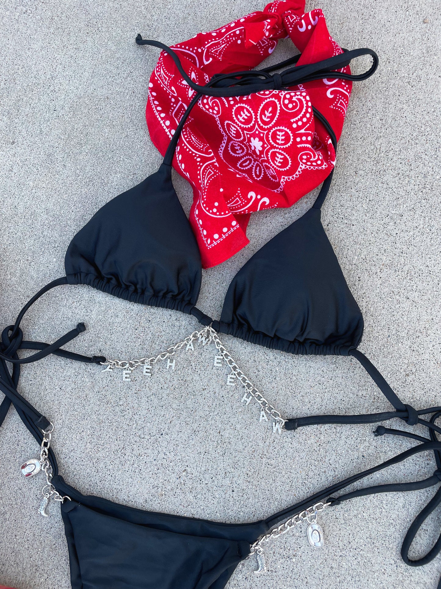 “Sexy black”chain bikini