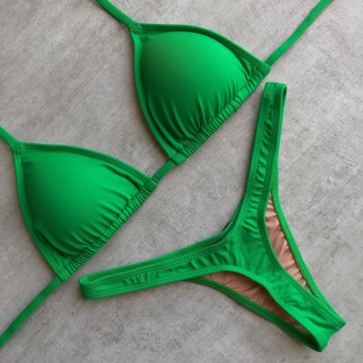 Resort Style Solid Color Split Bikini