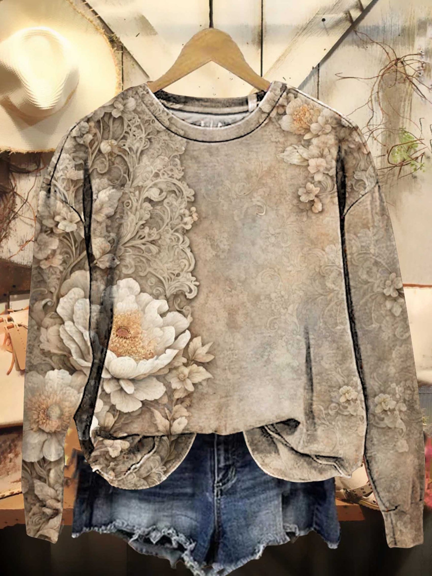 Retro Floral Art Casual Sweatshirt