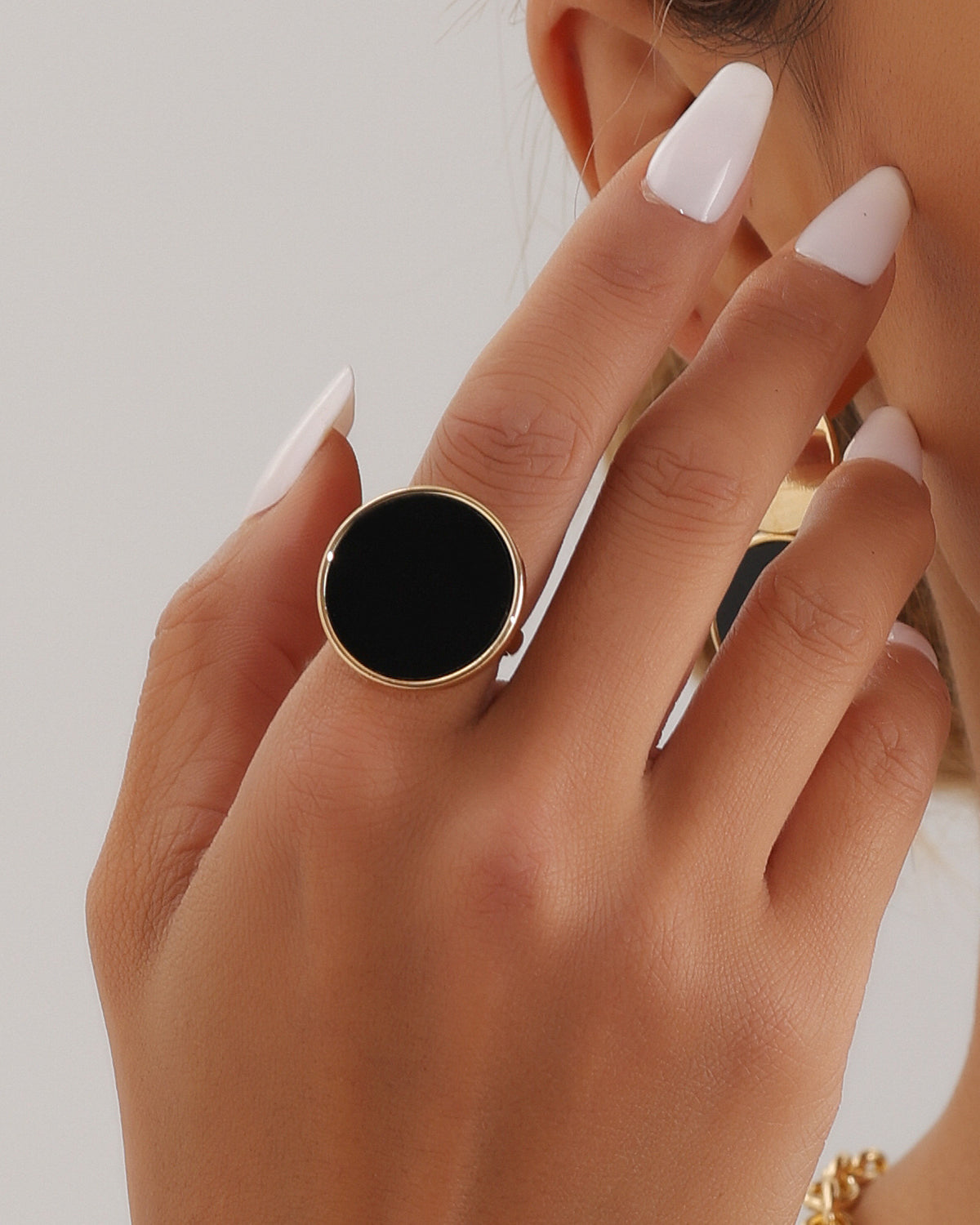 Black Round Imitation Mother-Of-Pearl Ring Adjustable Ring Set