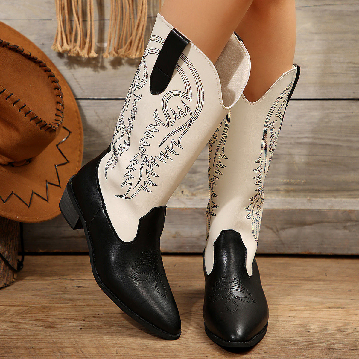 Womens Cowboy Embroidered Pointed High Western Boots