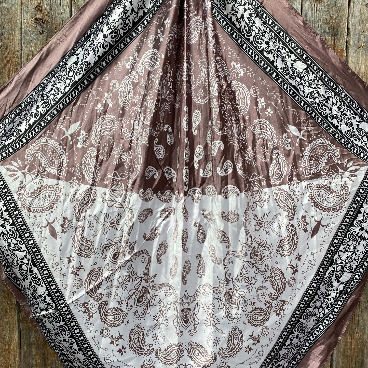 35X35" Two Tone Paisley Wild Rag / Scarf