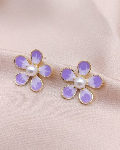 Vintage Floral Pearl Earrings