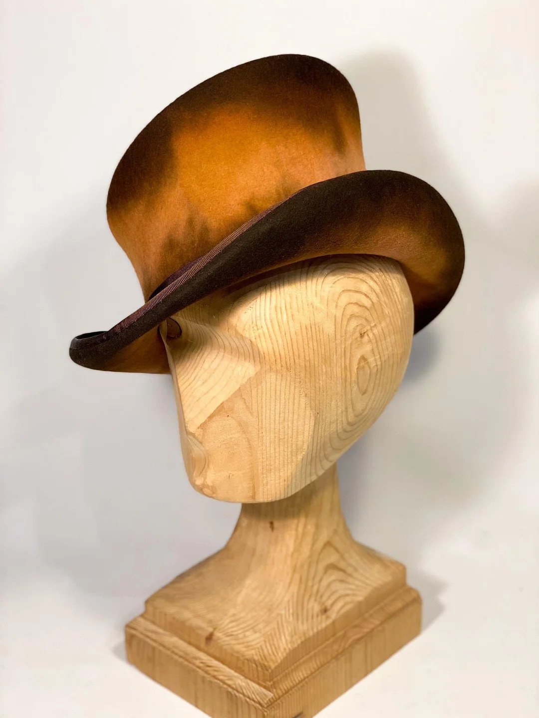 Asymmetric top hat