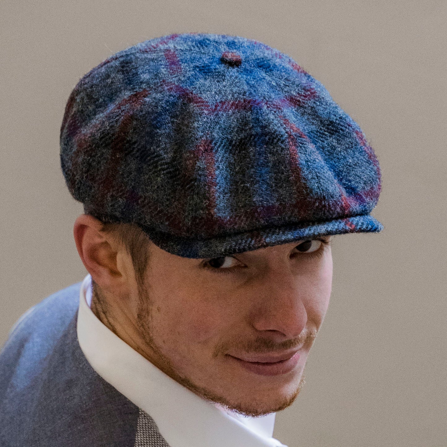 PEAKED CAPS SHELBY - HARRIS TWEED Genuine Scottish Harris Tweed 8 Panels Man Cap Grey-Blue-red