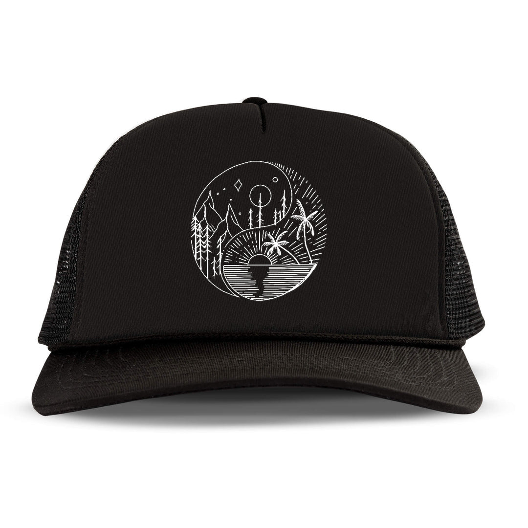 Eight trigram Printed Trucker Hat