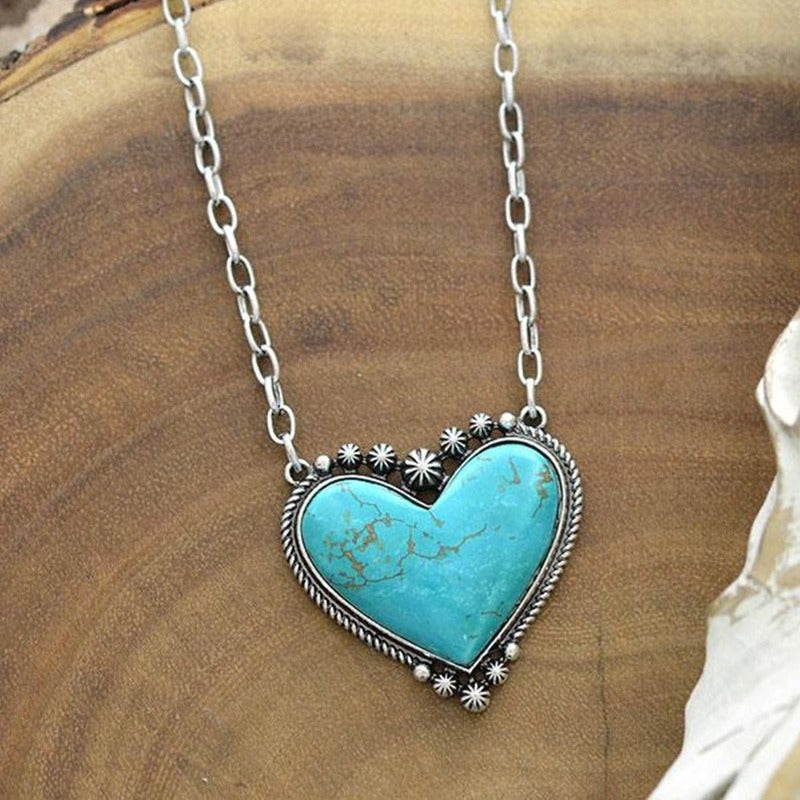 🔥New Year Special 49% OFF-Boho Turquoise Heart Pendant Necklace