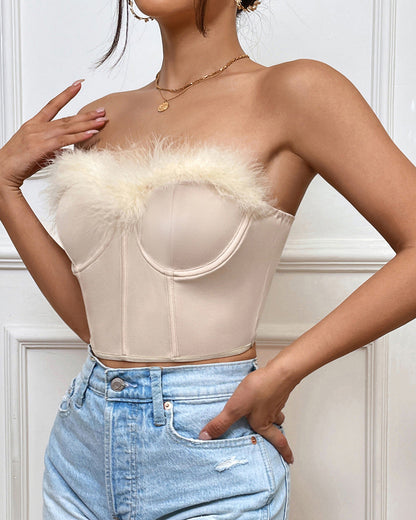 Low-Cut Feather Paneled Short Underwired Herringbone Top