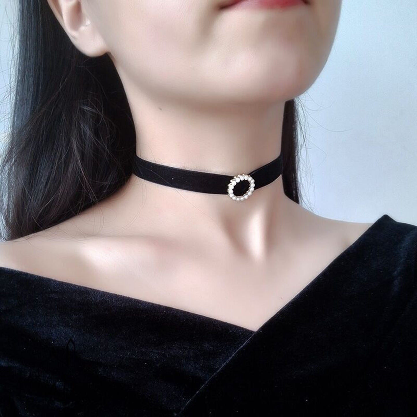 Velvet Neckband Pearl Necklace