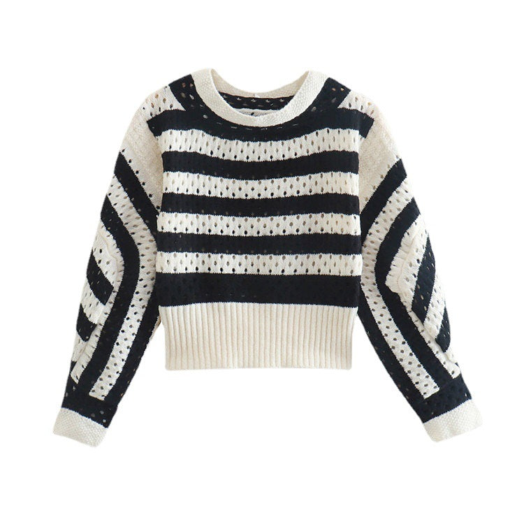 Round Neck Black And White Hollow Waist Short Women's Sweater