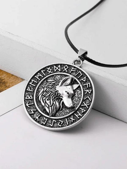 Vintage Rune Wolf Pattern Pendant Necklace