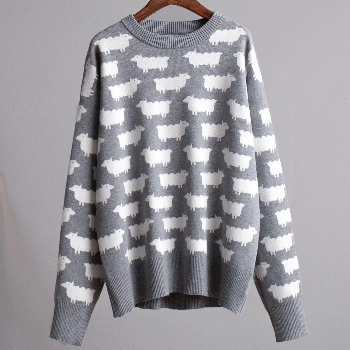 Round Neck Alpaca Knit Sweater