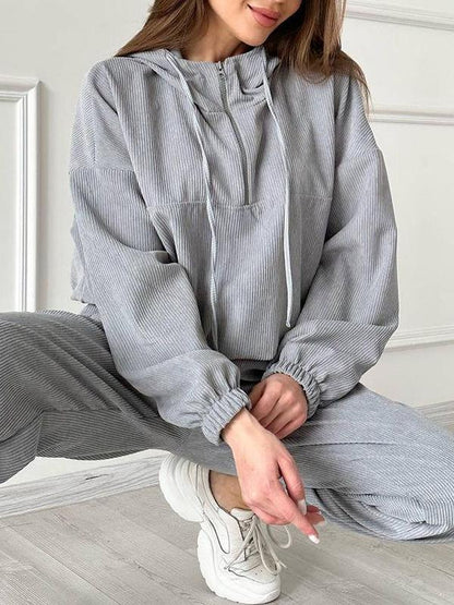 Two-piece long-sleeved hooded zippered trousers suit