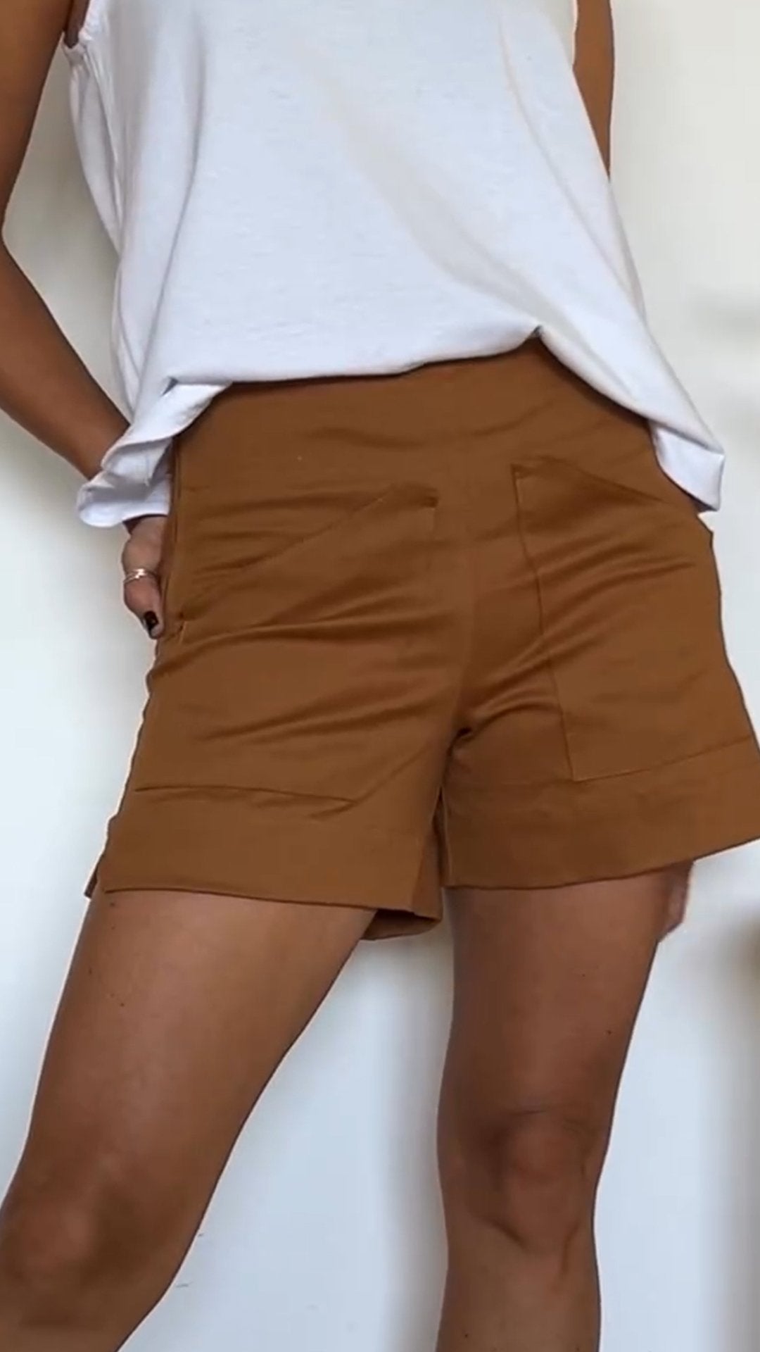 Cotton and Linen Shorts with Side Zip Pockets