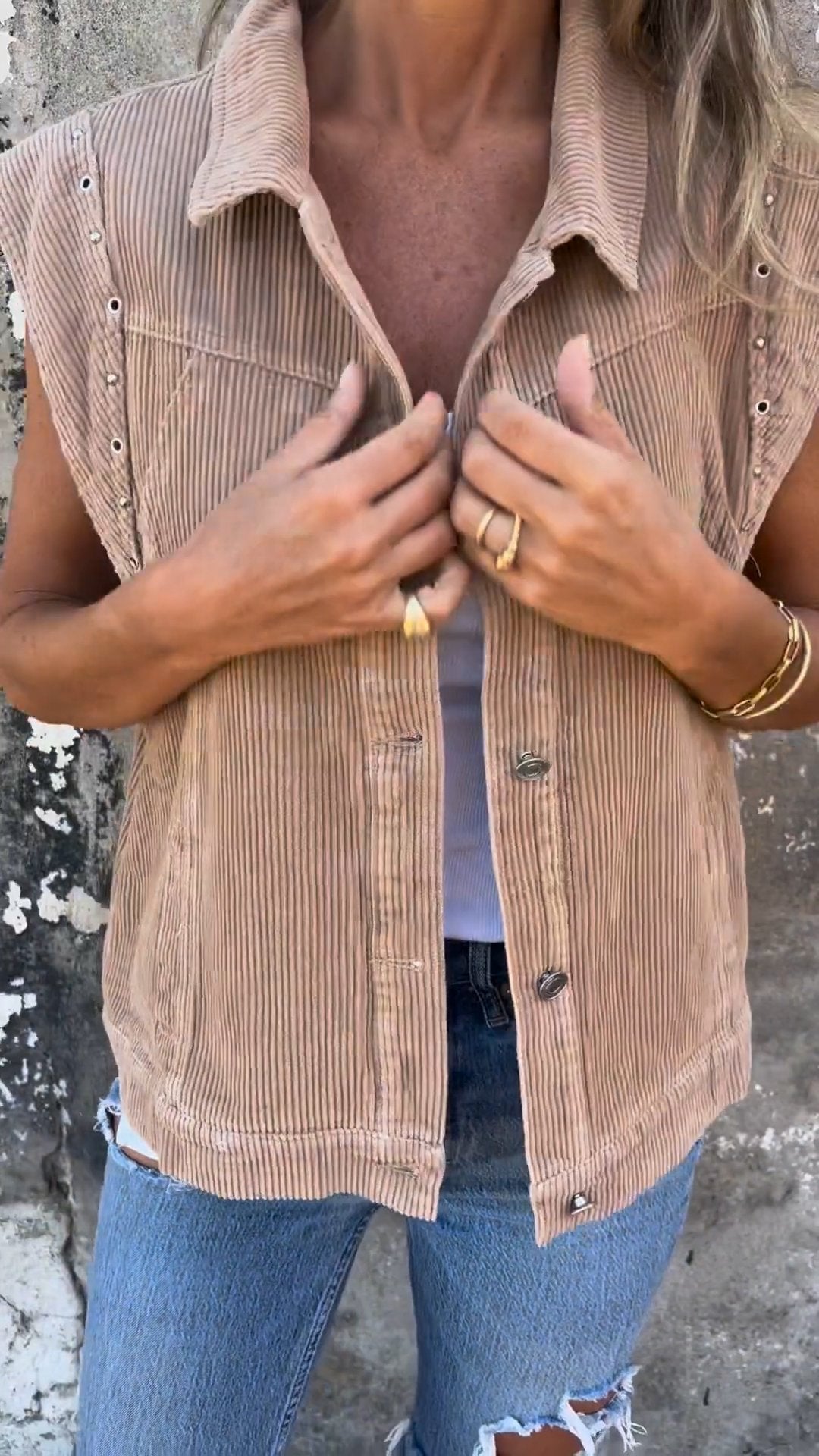 Lapel Single-breasted Cap-sleeve Corduroy Vest