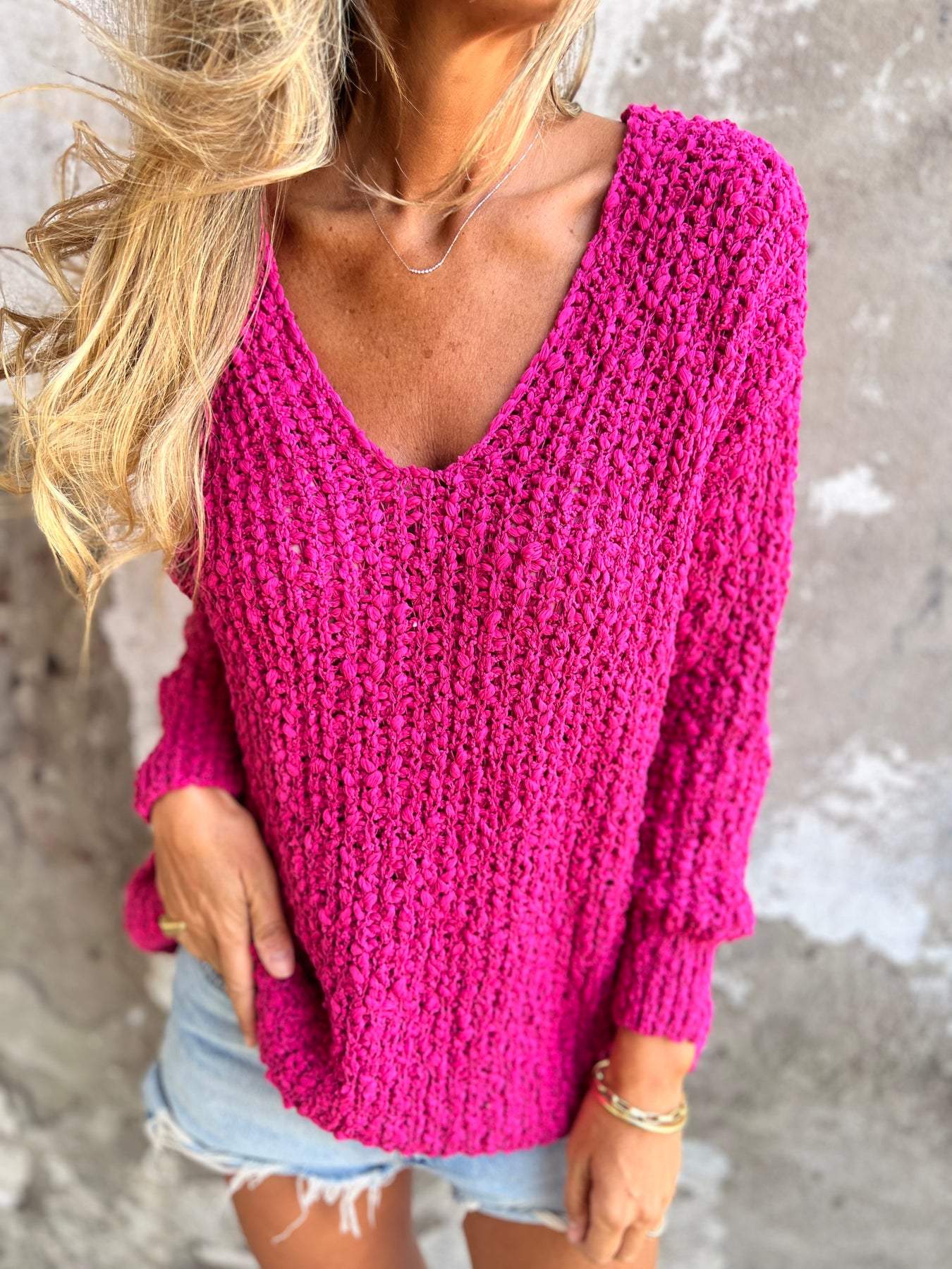 Knitted V-neck Long-sleeved Top