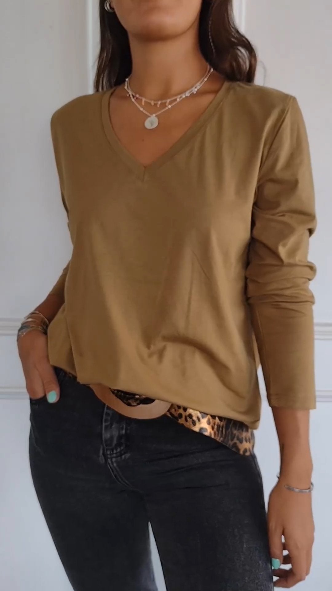 V-neck Long-sleeved Top