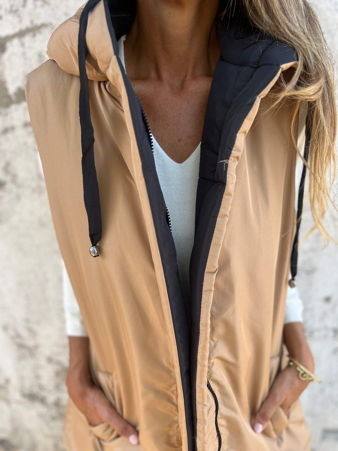 Hooded Zipper Sleeveless Down Jacket