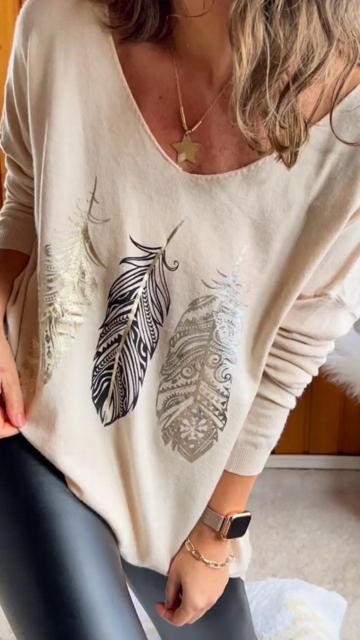 Feather Print V-neck Comfortable Top