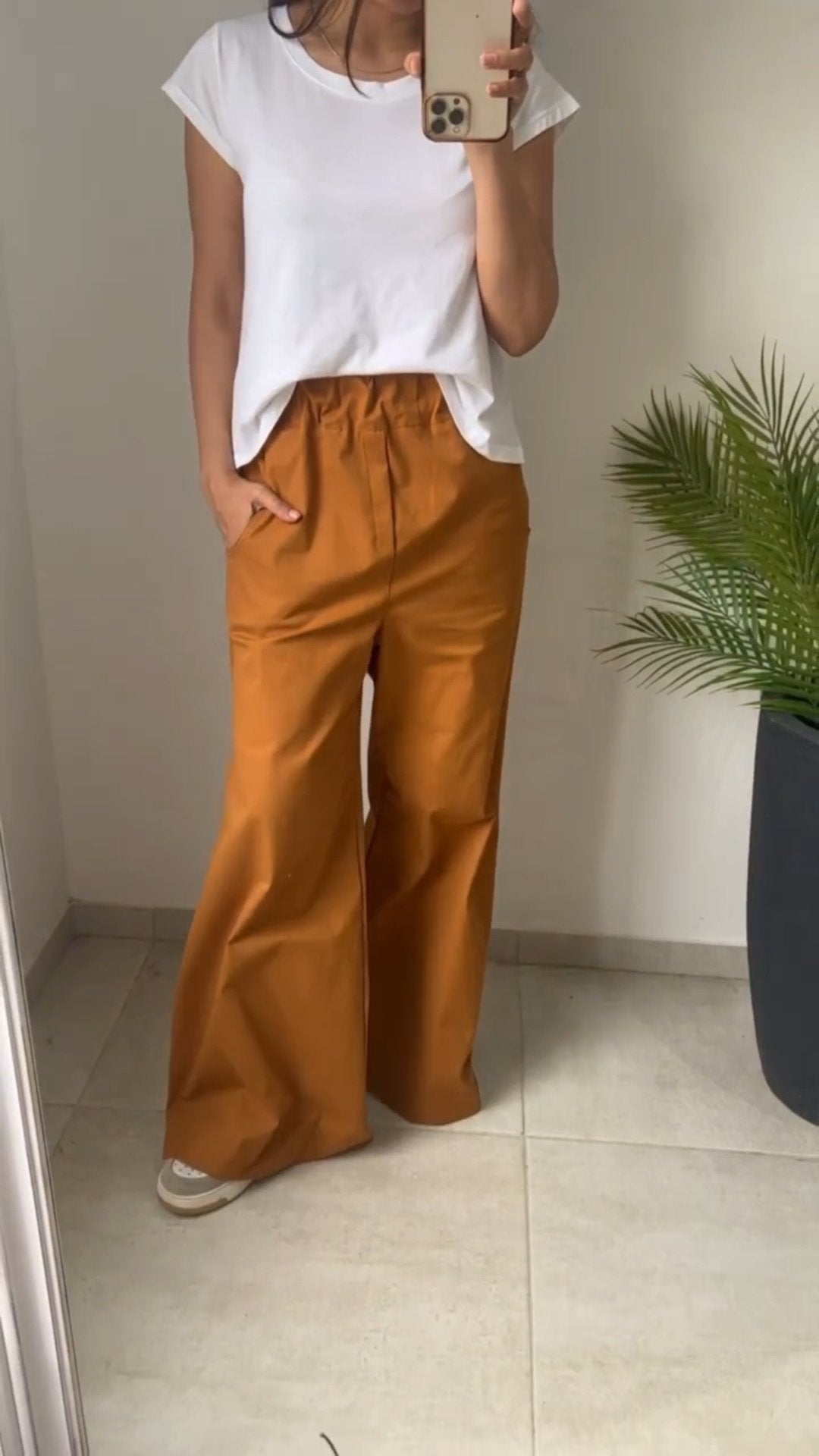 Loose Trousers with Elastic Band