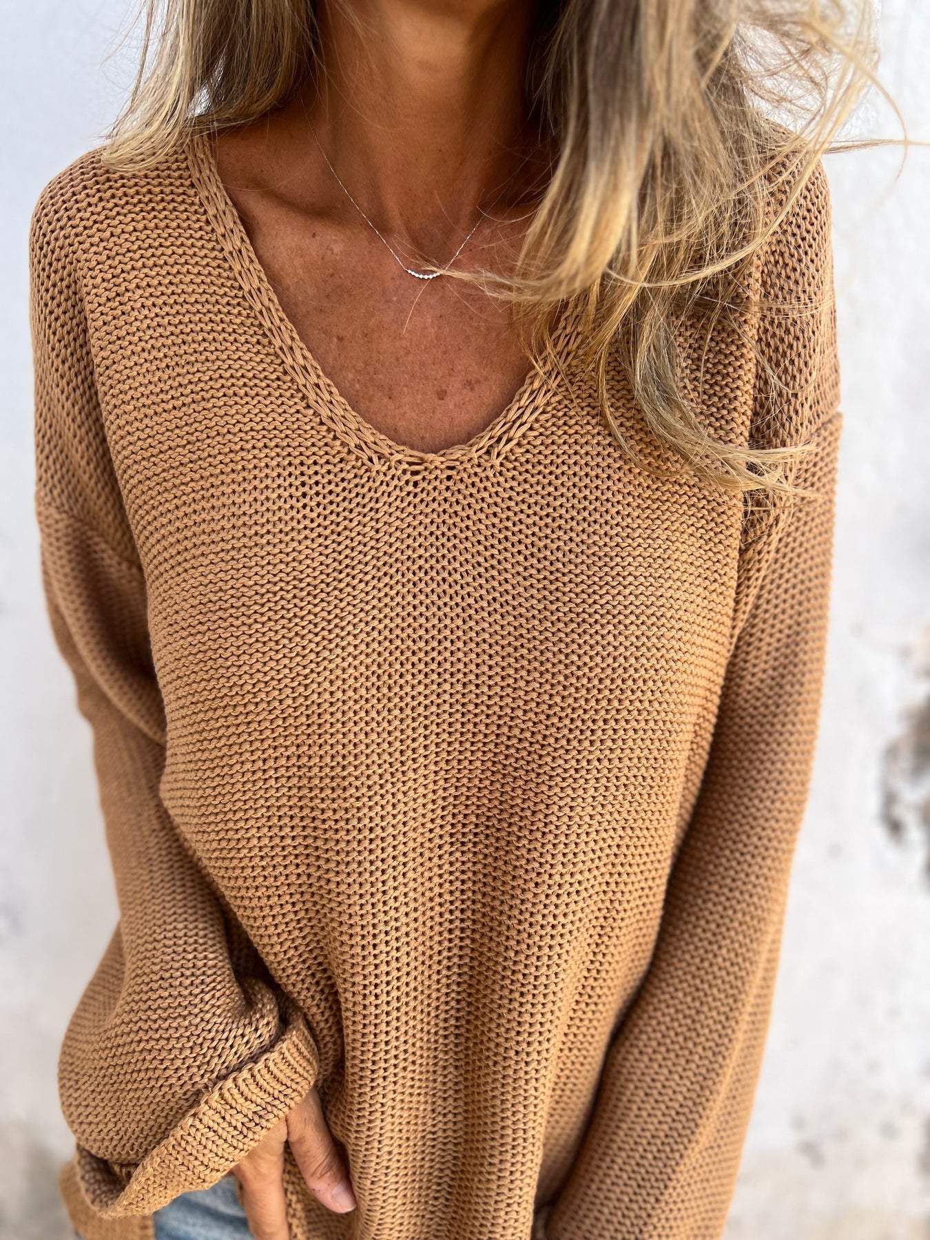 Knitted V-neck Long Sleeved Top