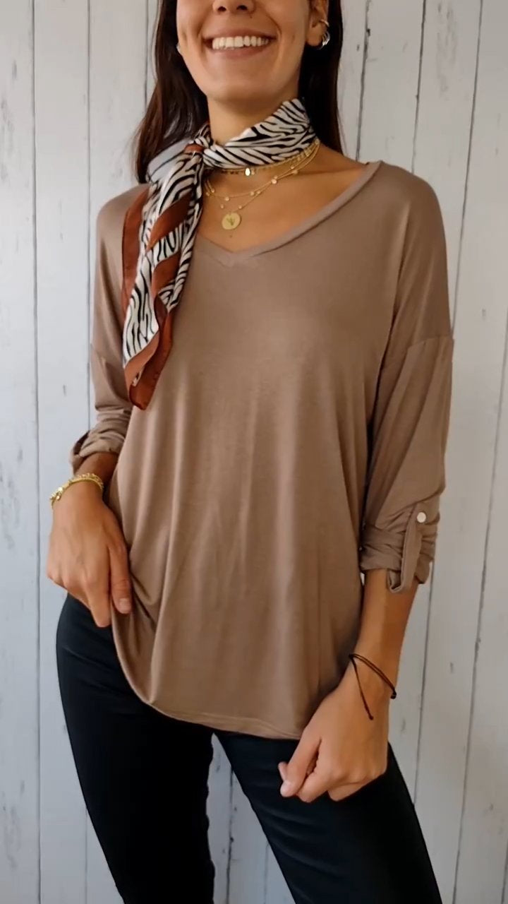 V-neck Mid-sleeve Solid Color Top