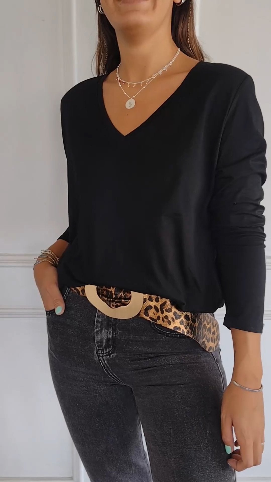 V-neck Long-sleeved Top