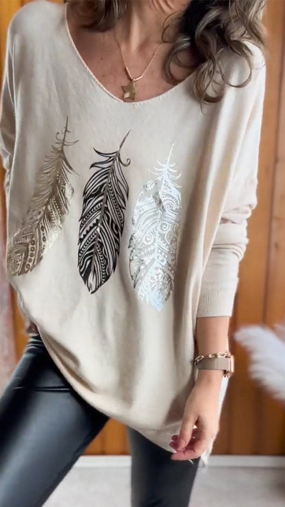 Feather Print V-neck Comfortable Top