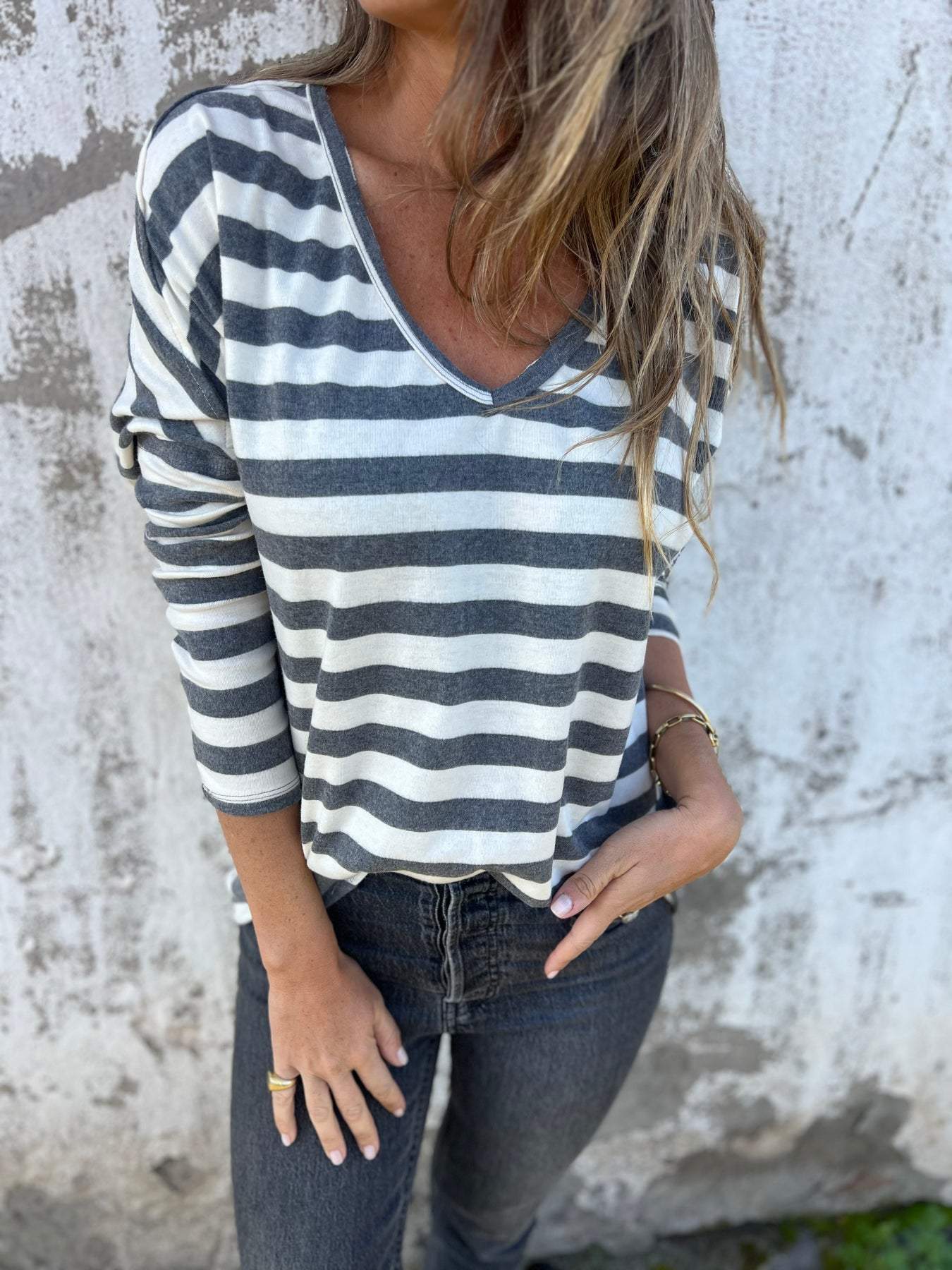 Women's V-neck Long-sleeved Striped Casual Top