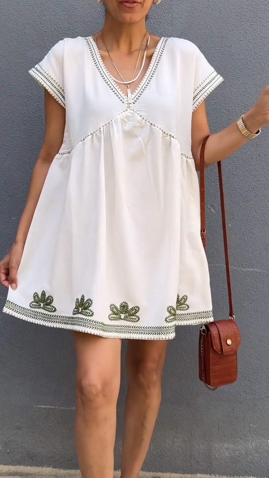 Women's V-neck Short-sleeved Casual Dress