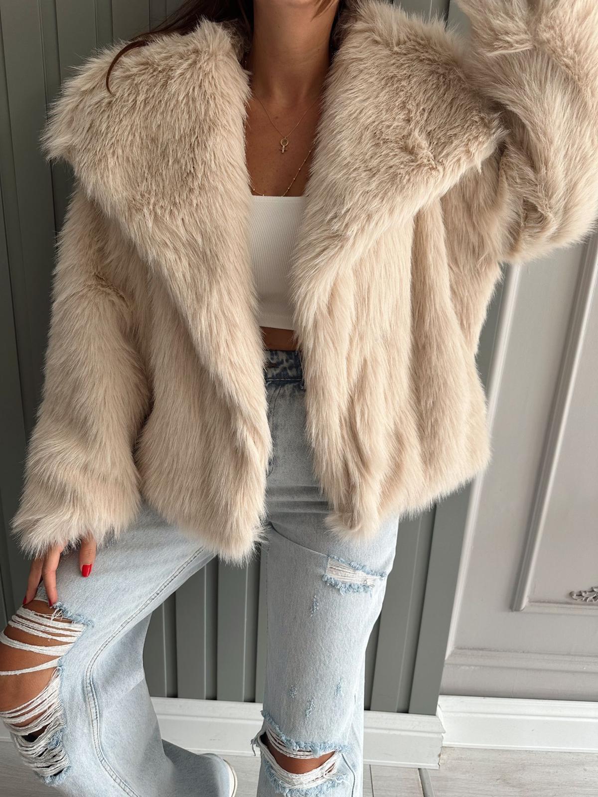 Women's Lapel Long Sleeve Faux Fur Coat