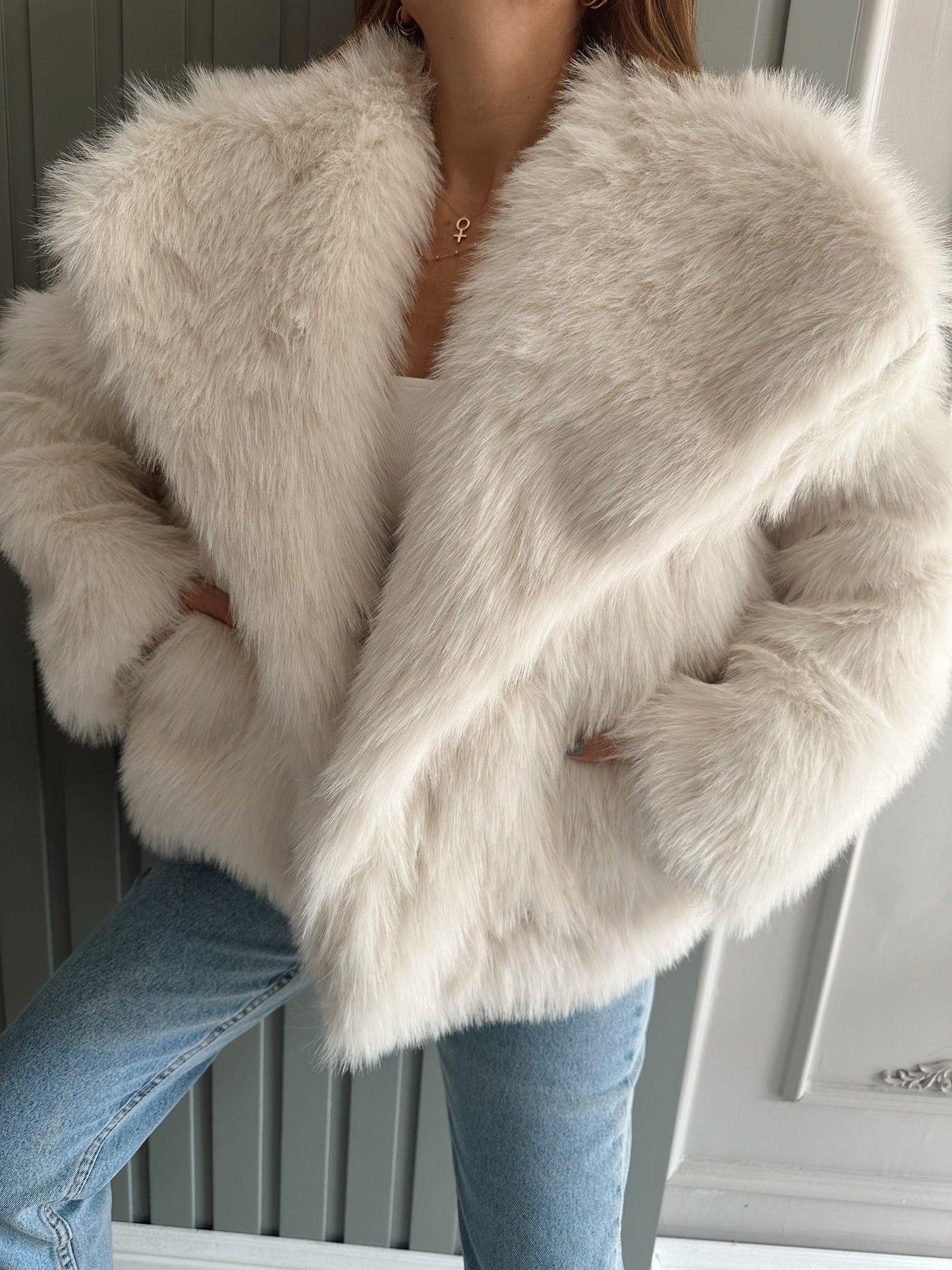 Women's Lapel Long Sleeve Faux Fur Coat