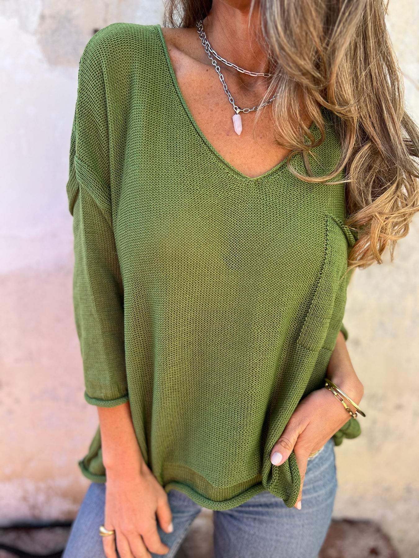 Women's V-neck Long-sleeved Knitted Casual Top