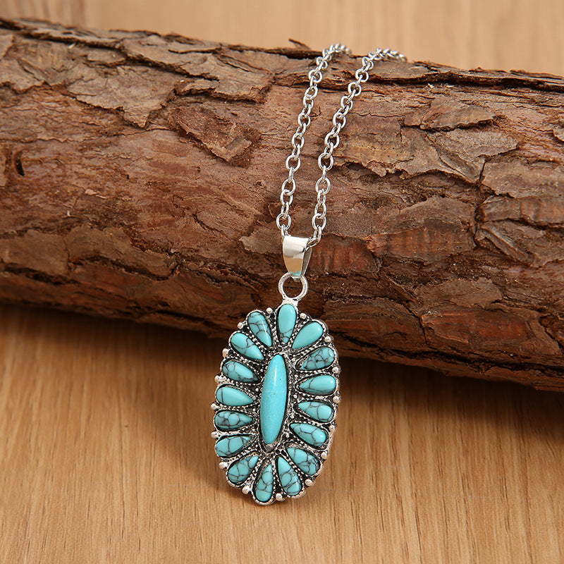 Turquoise Inlaid Pendant Necklace