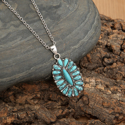 Turquoise Inlaid Pendant Necklace