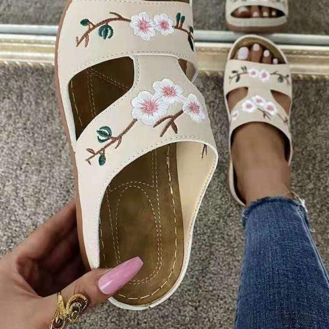 Floral Embroidered Slippers