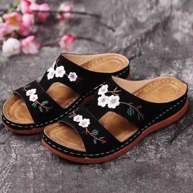 Floral Embroidered Slippers