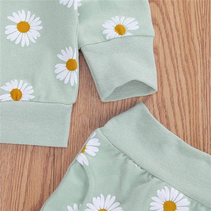 Daisy Print Sweatshirt + Joggers + Headband