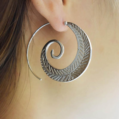 Tranquility Spiral Earrings (2 Colors)